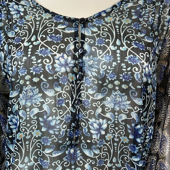Lucky Brand Botanical Paisley Sheer Long Sleeve
Buttoned Blouse large multimedia - Picture 2 of 8